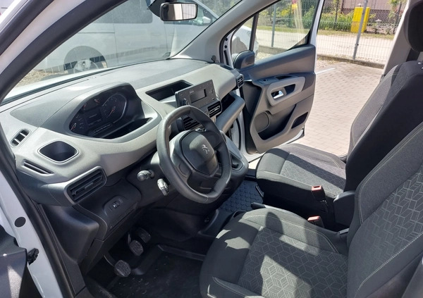 Peugeot Rifter cena 56666 przebieg: 131000, rok produkcji 2019 z Kołobrzeg małe 436